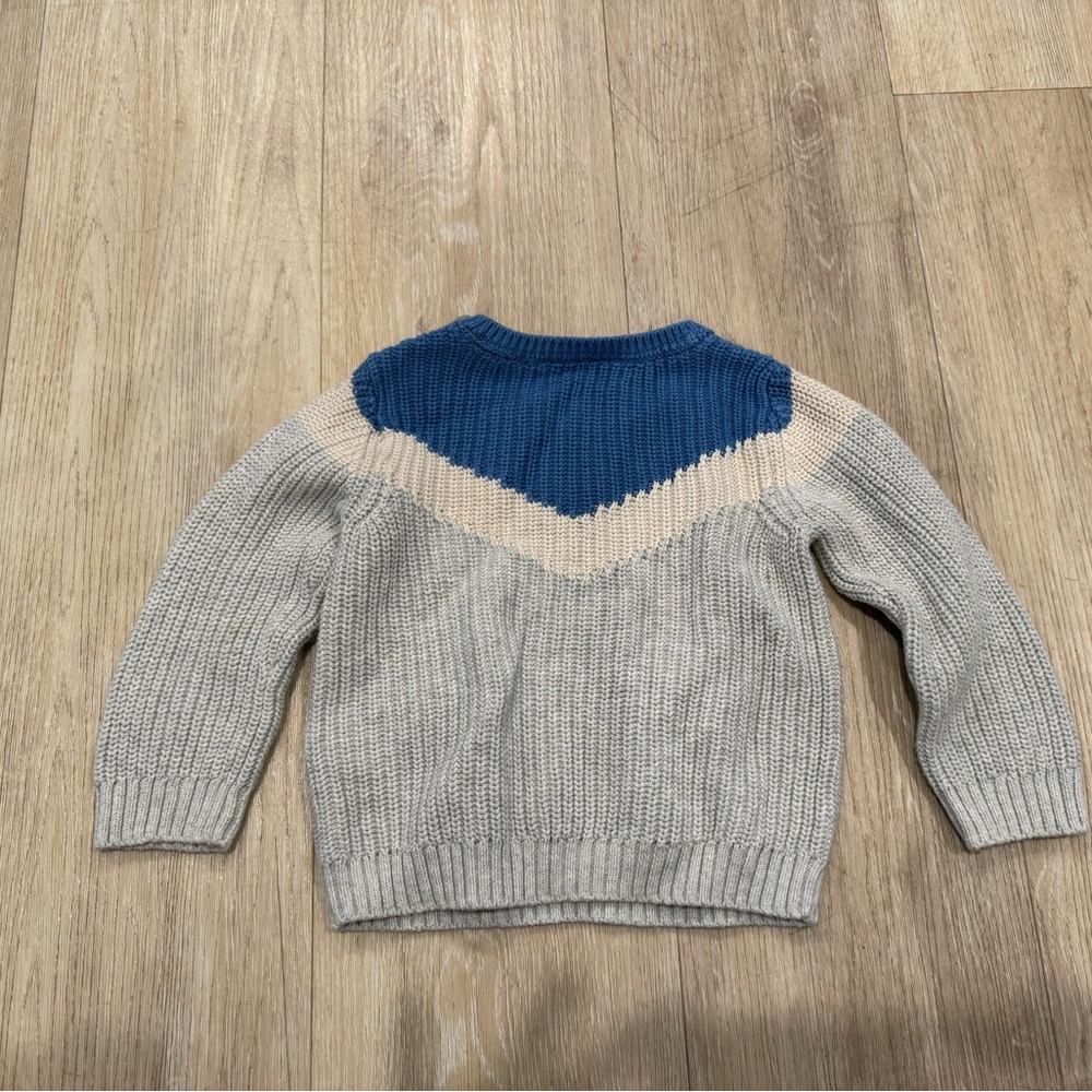 Chevron pattern sweater